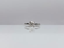 Load image into Gallery viewer, 14kt White Gold GIA 0.93ct Round Brilliant Diamond Ring
