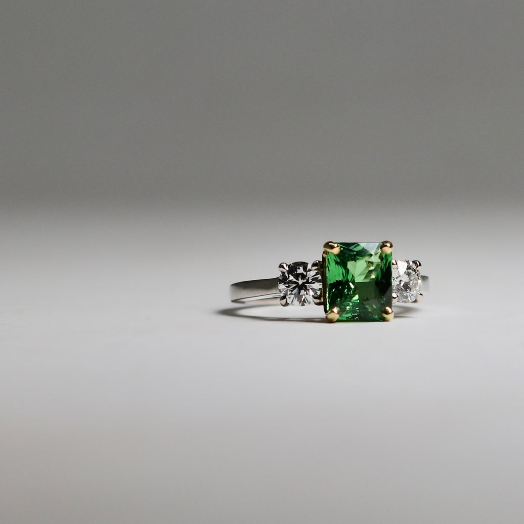 2.12 Tsavorite Garnet Ring