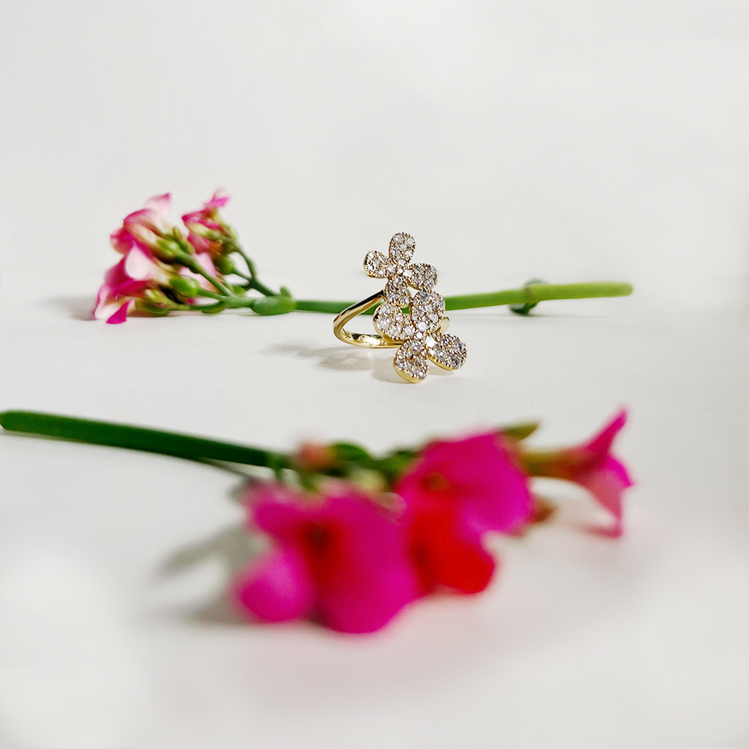 18k Gold Double Flower Diamond Ring