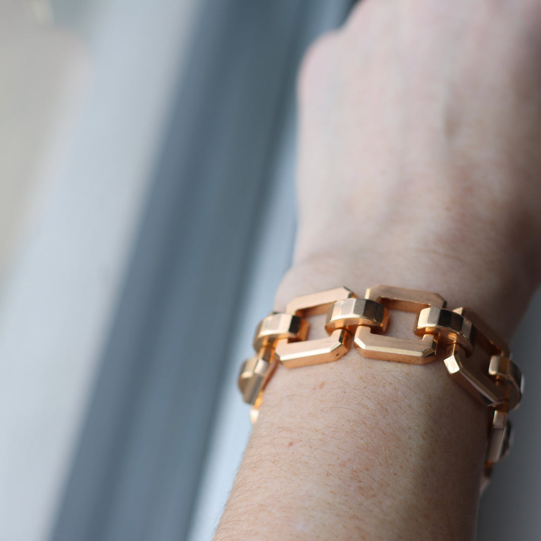 18k Chunky 1930's Gold Bracelet