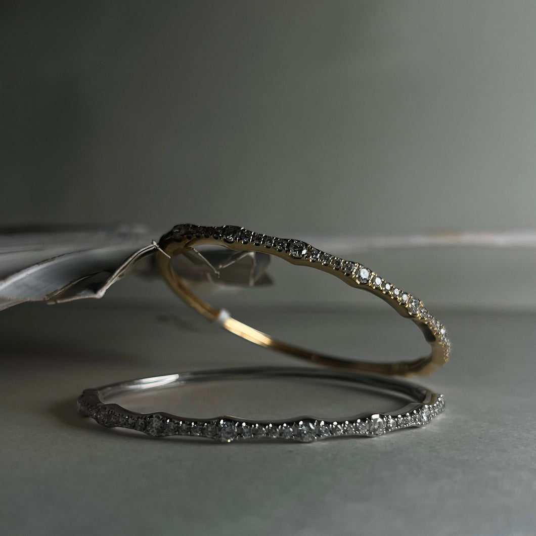 18k Gold Diamond Bangle