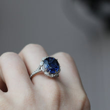 Load image into Gallery viewer, 7.20ct Blue Sapphire Ring
