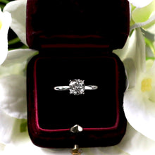 Load image into Gallery viewer, 14kt White Gold GIA 0.93ct Round Brilliant Diamond Ring
